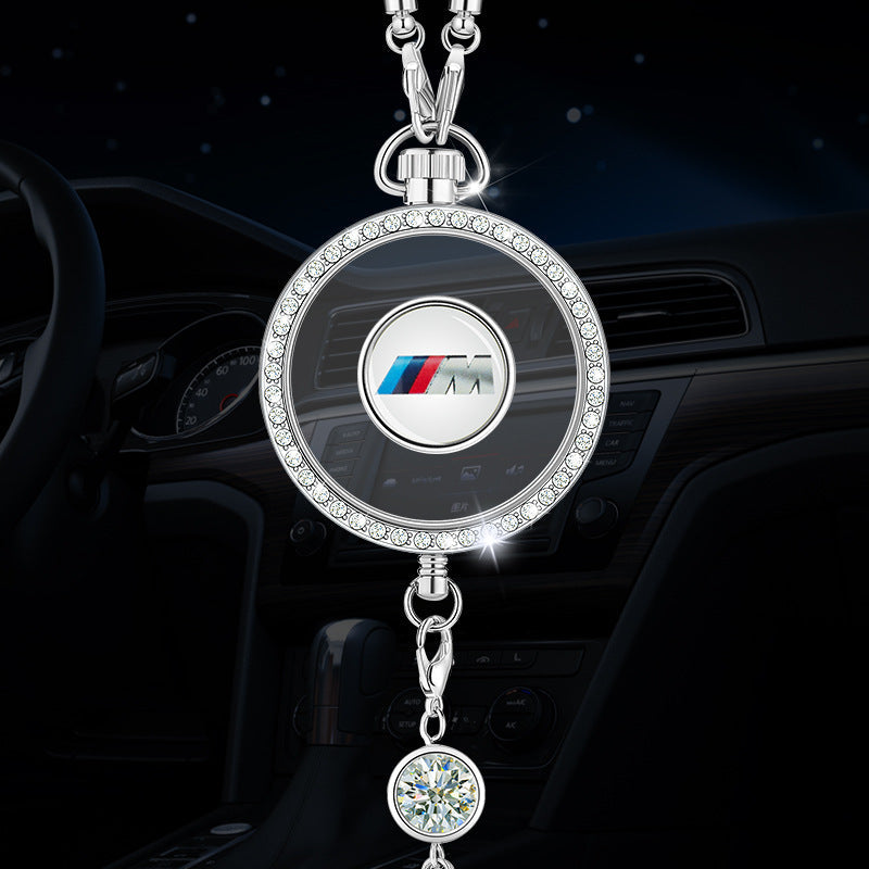 Automobilio aromaterapijos logotipo pakabukas iš metalo ir deimantų-LT