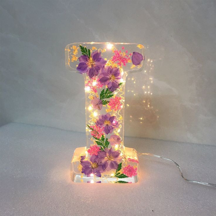 🌸Χειροποίητο νυχτερινό φωτιστικό από ρητίνη λουλουδιών-GR